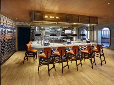 NCL Norwegian Prima Food Hall Tamara ©Christian Santiago 0.jpeg